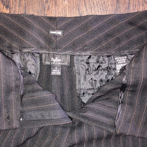 Juniors/Women’s size 9. Wide leg striped pants - Picture 4 of 6